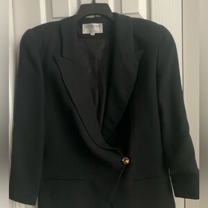 Holt Renfrew Vintage Pure Virgin Wool Black Blazer (12)